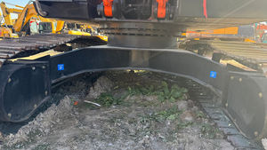 Le Hitachi ZX240 possède de puissantes capacités d'excavation et une puissance destructrice étonnante. - Product Image 6