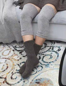 गर्म कश्मीरी घुटने रक्षक विंडप्रूफ पुरुषों और महिलाओं के ऊन घुटने के संयुक्त रक्षक मध्यम उम्र और बुजुर्ग बाहरी पैर रक्षक - Product Image 3