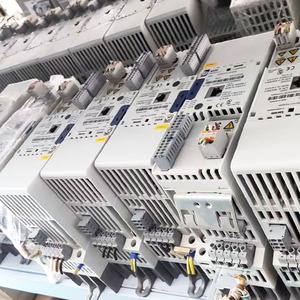 E84AVSCE1124VX0 E84AVTCE5524SX0 Lenz 8400 Stateline c c ชุดควบคุมความถี่ - Product Image 1