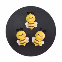 Ultimo modello di cartone animato ape Flatback resina Cabochon forniture di gioielli per realizzare accessori Scrapbooking fai da te torta decorazioni artigianali