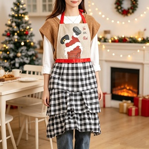 Ensemble d'ustensiles de Noël en gros : Tablier de Père Noël à carreaux Buffalo avec jupe à volants, ornement pour scène de cuisine de Noël - Product Image 1