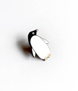 Broche de Metal Simple de alta calidad con patrón de Color blanco y negro, alfileres de solapa de animales a la moda, alfiler de esmalte suave Duro Personalizado, pingüino - Product Image 4