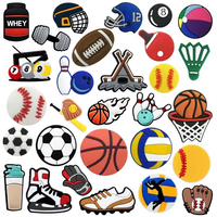 Breloques de chaussures en gros pour sabots de sport, thème équipes sportives (gym, basketball, football, soccer), avec boucle, vente chaude