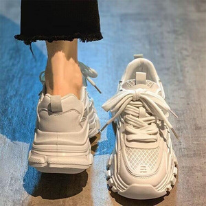 Zapatillas <span class=keywords><strong>deportivas</strong></span> de plataforma con suela gruesa y malla hueca para <span class=keywords><strong>mujer</strong></span>, OEM ODM, ligeras, cómodas, transpirables, antideslizantes, con cordones, personalizables - Product Image 5