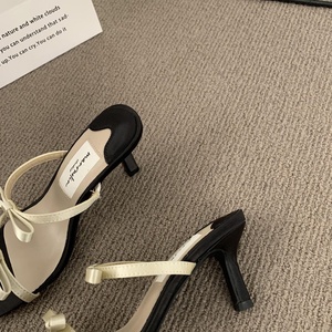 Sandalias de Tacón Alto con Diseño de Tiras, Estilo Hada Francesa, Punta Abierta, Color Negro para Mujer, Tacón Delgado para Hombre, Hermosas para las Tendencias de Moda de Verano - Product Image 5