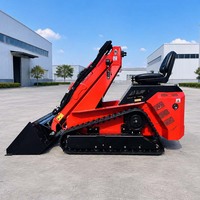 Per Lavori di Costruzione in Aziende Agricole, Questa Minipala Gommata è Certificata Euro5 EPA e Presenta Elevata Efficienza Operativa