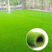 Tapis d'herbe verte artificielle d'intérieur ignifuge de 60mm de hauteur de pile de 60mm pour jardin et cour arrière.