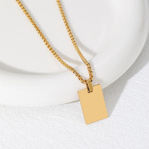 Logotipo personalizado grabado letra colgante collar nueva moda acero inoxidable 18K chapado en oro barra Vertical colgante encanto collar - Product Image 5