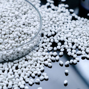 Granulés de masterbatch de remplissage JZ en sulfate de baryum (BaSO4) de qualité alimentaire, haute brillance, pour film soufflé et injection plastique - Product Image 2
