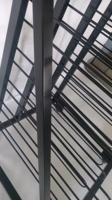 Support de rangement autoportant en fer thermolaqué pour rouleaux de vinyle, montage facile, roues robustes, capacité de 40 rouleaux, avec structure métallique