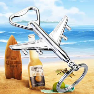 <span class=keywords><strong>Bolsa</strong></span> encanto <span class=keywords><strong>Airbus</strong></span> motor llavero novedad avión abridor llavero 3D avión Metal cerveza abridor llavero aerolínea regalo promocional - Product Image 4