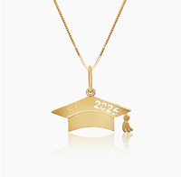 Collier en acier inoxydable plaqué or 14K PVD avec pendentif casquette de diplômé gravé au laser personnalisé 2026, chaîne maille forçat pour cadeaux de remise de diplôme