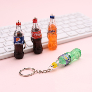 Bán buôn khuyến mại Quà Tặng Túi Chìa Khóa quyến rũ 3D <span class=keywords><strong>Mini</strong></span> mô phỏng đồ uống có thể nước giải khát chai Keychain phụ kiện - Product Image 4