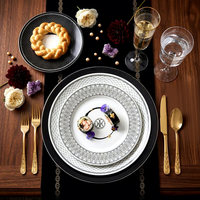 Service de table en céramique de style H-Deco de luxe, assiettes en porcelaine géométriques noires et blanches pour hôtel, restaurant, mariage, vente en gros