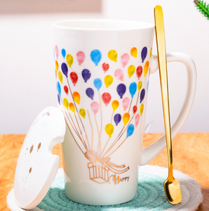 Tasse à café en céramique noire avec logo doré pour la fête des pères avec couvercle et cuillère - Product Image 4