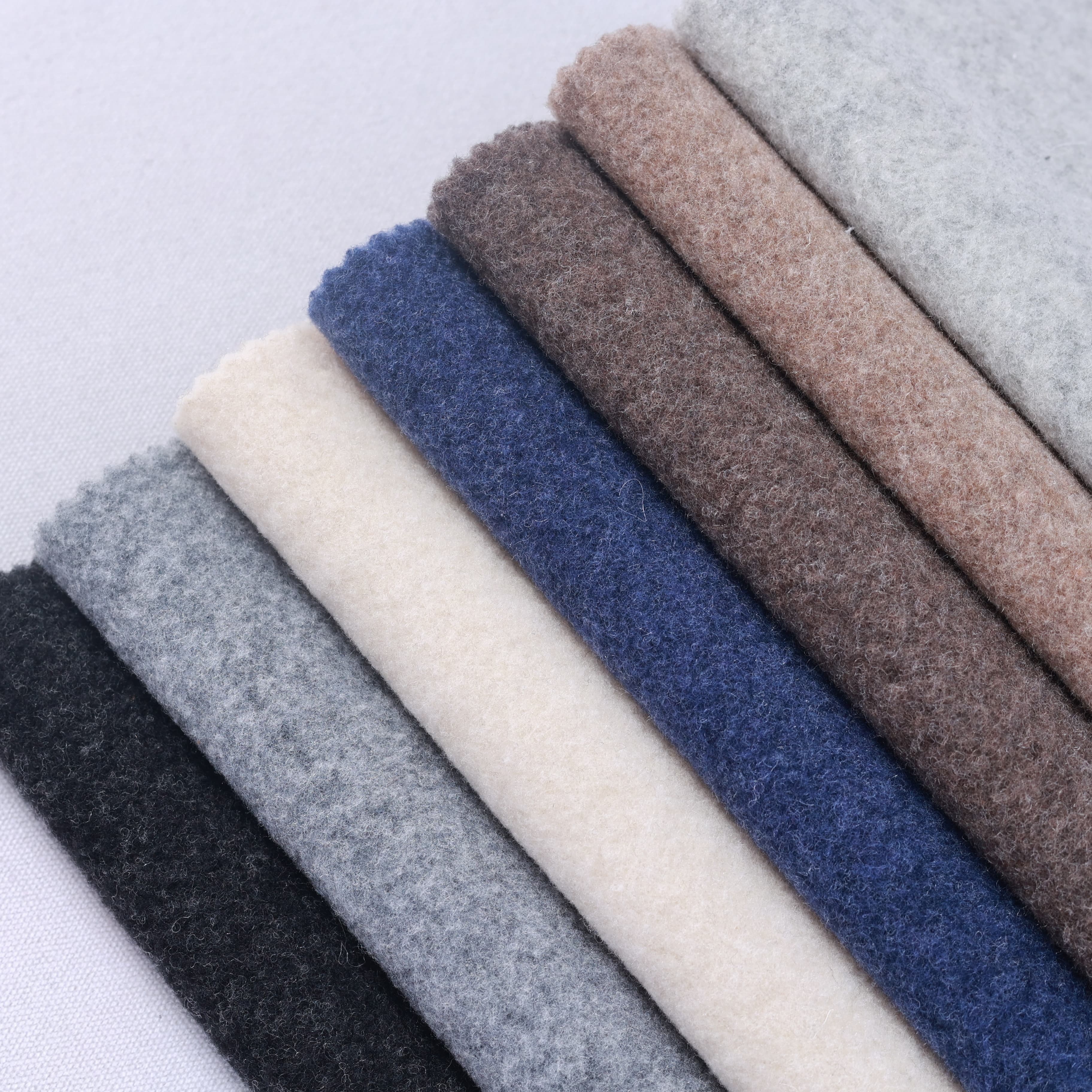 63% Wool 18% for 10% Polyester 9% Nylon Blended Knitted Fabric | Worsted Yarn Eco-Friendly Moisture-Absorbent Girls Suit