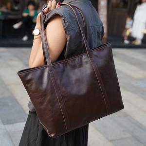 2026 New Luxury Design Genuine Leather Tote Bag Women Vintage Vegetable Tanned Large Capacity Fashion <strong>Handbag</strong> - Product Image 1
