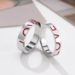 Anillos de Pareja Personalizados con Esmalte Rojo LOVE, Anillo de Compromiso de Acero Inoxidable para Mujer y Hombre, Anillo de Boda, Regalo Moderno - Product Image 2
