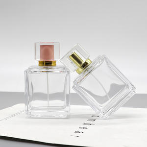 Wholesale Square Cosmetic Empty Bottles 100ml Glass Perfume Refill <b>Spray</b> Bottles Bayonet-type Crystal White PP Collar Material - Product Image 1