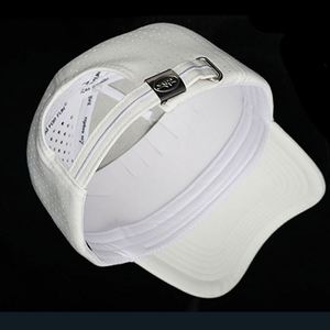 Casquette de sport pour homme de haute qualité, personnalisée, à 5 panneaux, avec logo brodé, perforations découpées au laser, casquette de baseball imperméable - Product Image 5