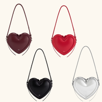 Sac à bandoulière 3D en forme de cœur avec fermeture éclair, en cuir PU, pour femme, petit format, doublure en polyester, idéal pour les voyages, le travail et l'usage quotidien