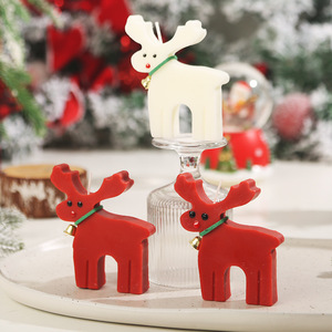 Bougie parfumée créative en forme de renne, décoration d'ambiance de Noël, cadeau festif pour les fêtes - Product Image 3