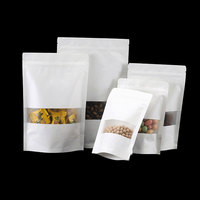 Échantillon gratuit personnalisé Sacs avec logo personnalisé de toutes tailles en papier kraft blanc écologique pochettes debout avec fenêtre mate pour thé, noix, café