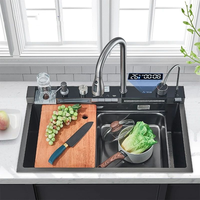 Évier de cuisine intelligent multifonction en acier inoxydable noir de luxe avec cascade moderne