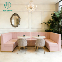 Meubles de café-restaurant, table ronde en marbre, canapé, banquette, ensemble de chaises, banquette de restaurant