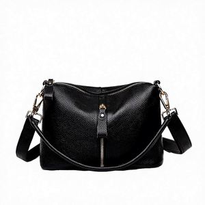 Bolsa de Regalo Navideña Roja Personalizada, Bolsa de Yute para Damas de Honor, Bodas y Fiestas - Product Image 2