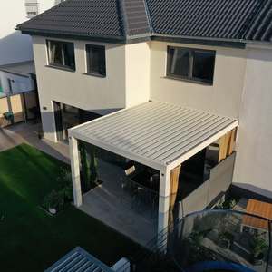 Meilleure vente <span class=keywords><strong>RAL</strong></span> <span class=keywords><strong>7016</strong></span> Pergola d'extérieur motorisée en <span class=keywords><strong>aluminium</strong></span> imperméable PVC Couverture de patio Gazebo Lumières LED Option pour terrasse - Product Image 3