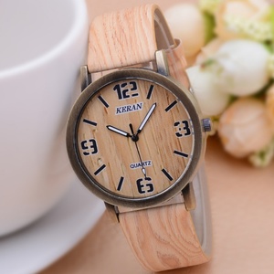Montre à bracelet en cuir sertie de diamants en or rose pour les élèves du collège, montre à quartz en alliage pour femmes, vente en gros - Product Image 4