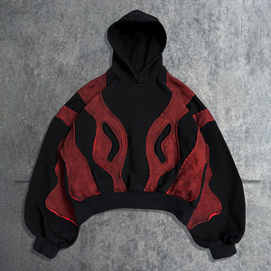 Sweat à capuche court pour homme en molleton de coton épais, style Y2K Grunge, déstructuré, à bords bruts et panneau rouge, personnalisé pour la fabrication de vêtements - Product Image 3