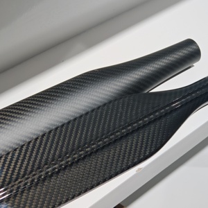 Tube de pêche en fibre de carbone 3K, formé avec précision, anti-âge, accessoires d'équipement pour opérations en haute mer - Product Image 3