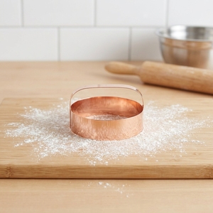 Christmas Series Kitchen <b>Baking</b> Small Tool with Hand-in-hand Copper-plated Stainless Steel Biscuit/Cake Mold Food Contact Safe - Product Image 4