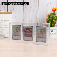 Cadre d'affichage de cartes TCG en acrylique 35PT à 3 emplacements, personnalisé en gros, magnétique UV, pour cartes Pokémon classées, bureau moderne, écologique