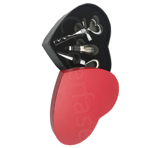 New Product Heart Shaped Wedding Gift Box And Heart Wine Opener Set