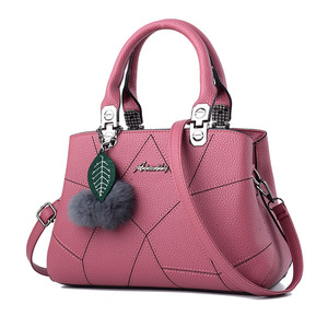 Sacs à main en PU pour femmes, sacs tendance en cuir, sacs à main pour femmes avec pompon, vente en gros de mode - Product Image 2