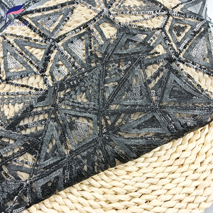 100% p רשת שחורה בד קורן עם תבניות יפות עבור בגדי נשים, חצאיות ואירועים מיוחדים - Product Image 3