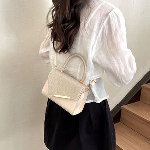 Sac à main carré en similicuir PU brillant avec poignée supérieure, sac bandoulière pour femme, usage quotidien et soirées - Product Image 2