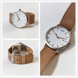 Montre sport décontractée pour homme de haute qualité, personnalisée OEM ODM, grand cadran, boîtier en alliage, calendrier, mode, bracelet en cuir, verre à quartz - Product Image 5