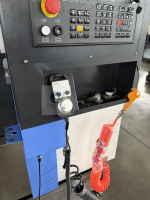Centre d'usinage vertical CNC VMC855, fraiseuse 3 axes BT50, déplacement 800/550/550 mm, 24 ATC, haute précision pour l'usinage des métaux