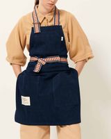 Tablier à bavette en jean sans manches personnalisé pour hommes uniforme de nettoyage de cuisine durable pour les serveurs Baristas travailleurs de café