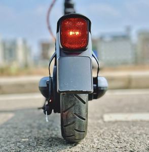 Haute vitesse pour <span class=keywords><strong>Ninebot</strong></span> E2 Plus Scooter électrique pour adultes pliant 25KM Range Kick Scooter avec moteur 500W - Product Image 4