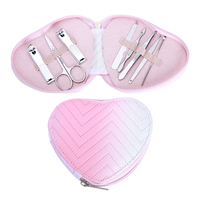 Ensemble de ciseaux à cuticules en satin rose, coupe-ongles, kit de manucure professionnel avec boîte d'emballage en forme de cœur
