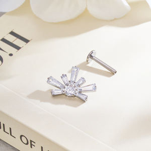 1 шт. ASTM F136, титановые 16 г, инкрустация с внутренней резьбой из циркона, лабирет, плоская спина, спираль, трагус, луна, крест, серьги, пирсинг, ювелирные изделия - Product Image 4