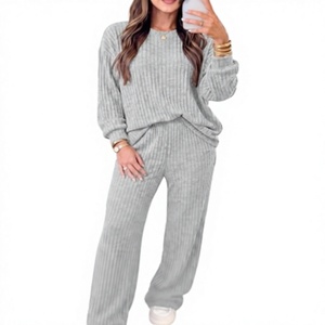 Ensemble de détente deux pièces côtelé de luxe léger pour femme, comprenant un haut pull à manches longues et un pantalon large, pour la maison, couleur unie, col rond - Product Image 5