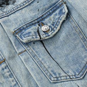 Veste en jean vintage bleue déchirée avec broderie et motif imprimé au dos pour homme, style streetwear - Product Image 6