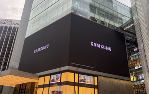 HLT P5 Outdoor Flexible LED Display Screen IP65 Waterproof 5000cd Brightness 3840Hz Refresh Rate Sunlight Readable RGB 98% P5 Hi - Product Image 6