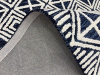 Handgefertigter Waschbarer Handgetufteter Marineblauer Blumenteppich Modernes Geometrisches Muster Weicher Premium-Teppich Schlafzimmer Wohnzimmer Stilvolles Zuhause